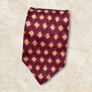 VTG Ralph Lauren Red and Blue Patterned Men's Tie